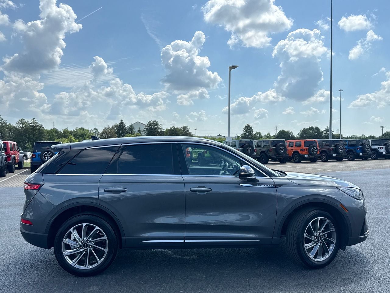 2023 Lincoln Corsair Standard