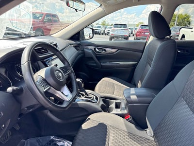 2020 Nissan Rogue SV FWD