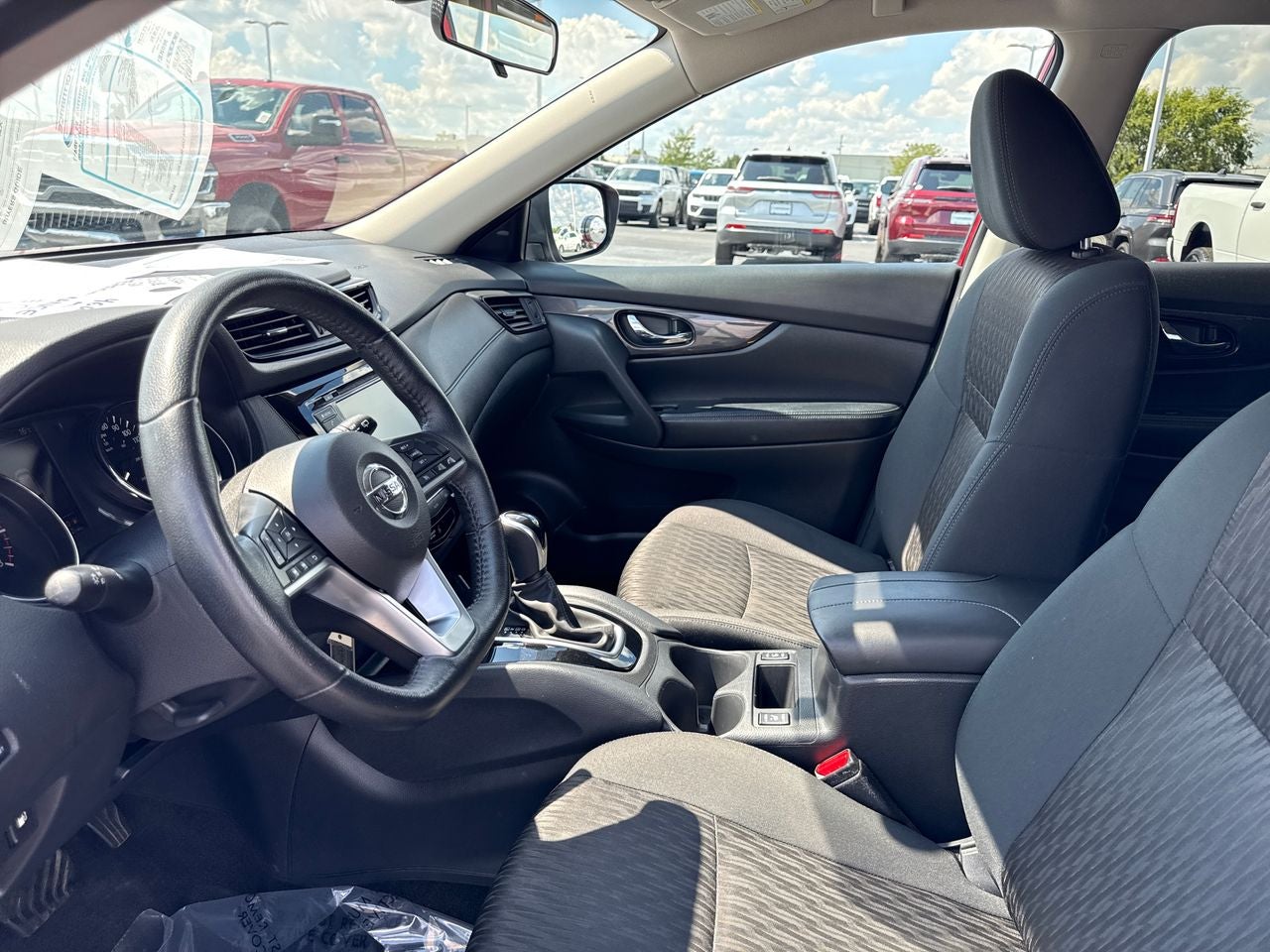 2020 Nissan Rogue SV FWD