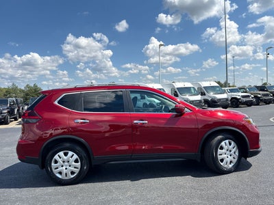 2020 Nissan Rogue SV FWD