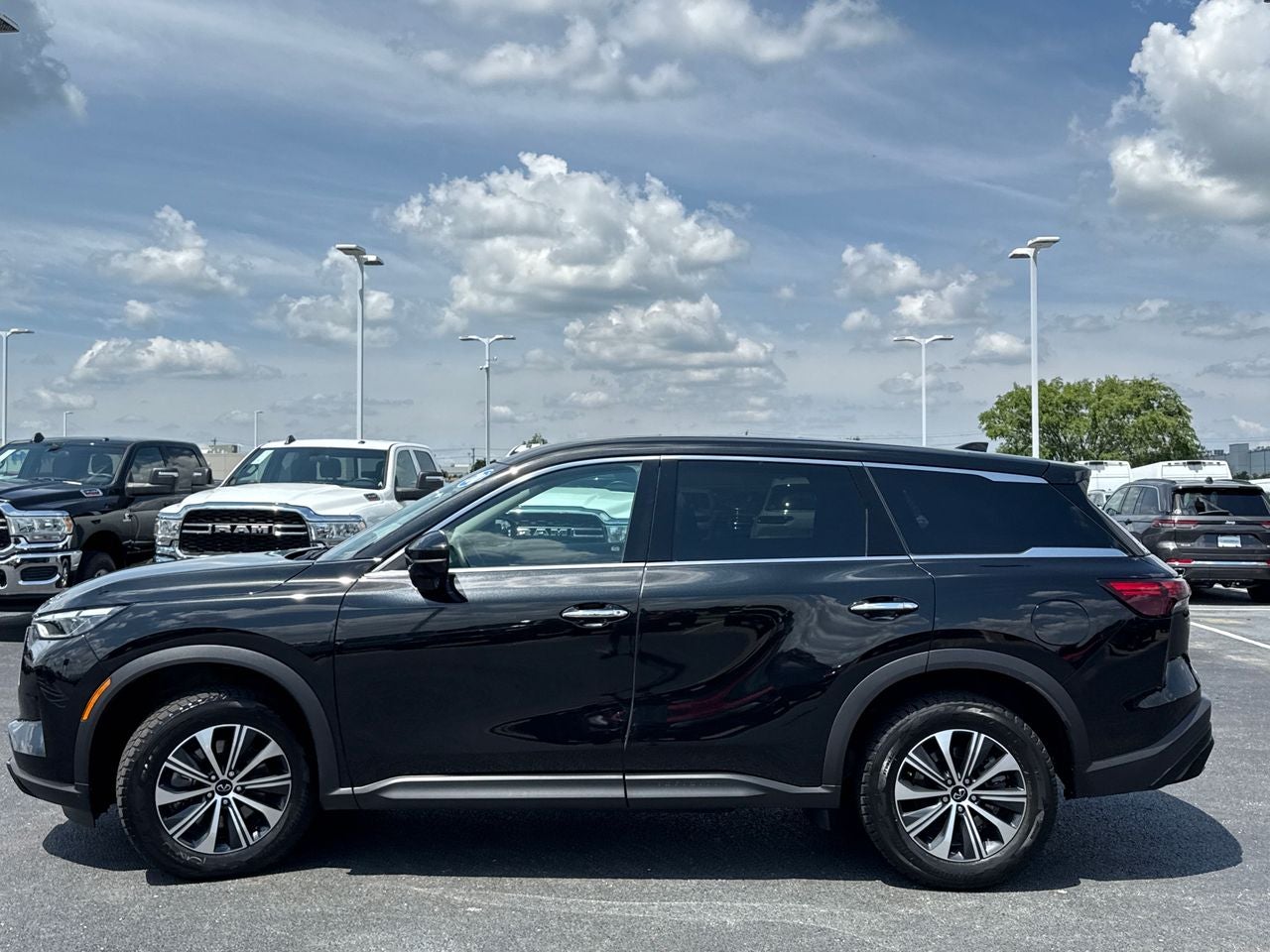 2024 INFINITI QX60 PURE AWD