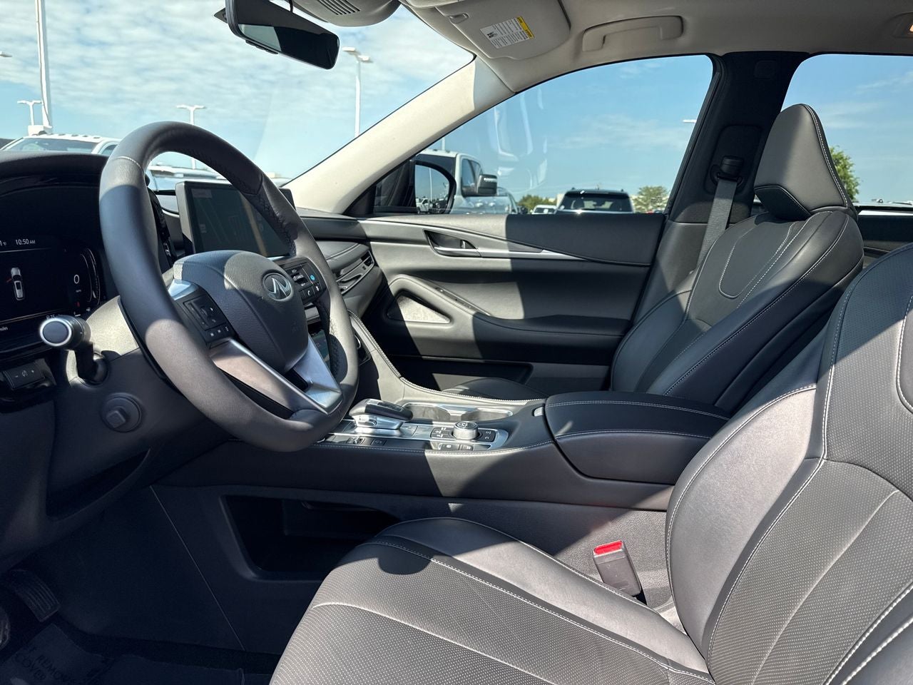 2024 INFINITI QX60 LUXE AWD