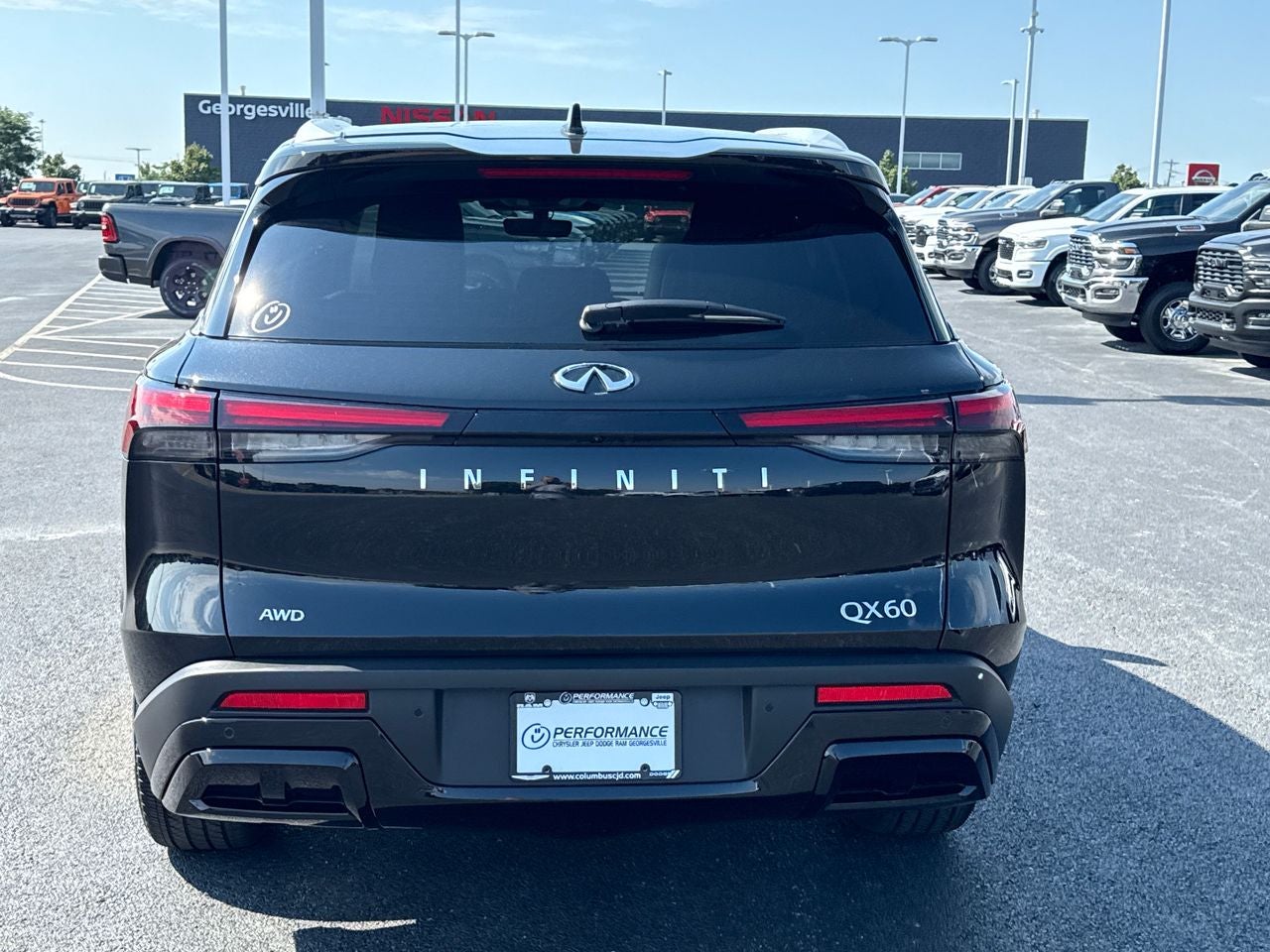 2024 INFINITI QX60 LUXE AWD