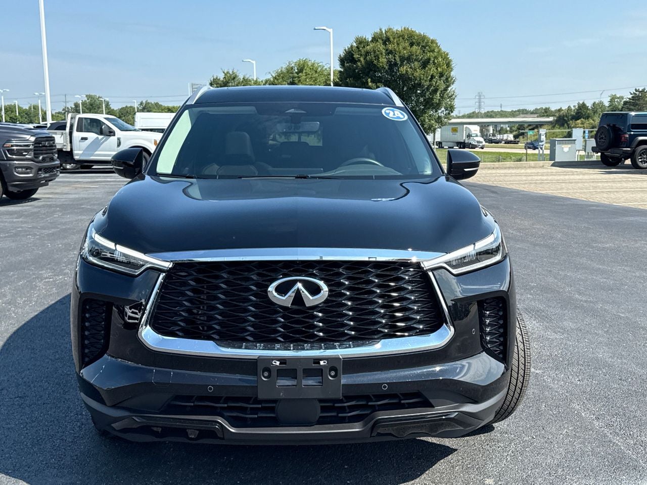 2024 INFINITI QX60 LUXE AWD