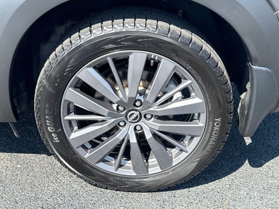 2022 Nissan Pathfinder SL 4WD