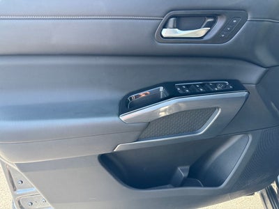 2022 Nissan Pathfinder SL 4WD