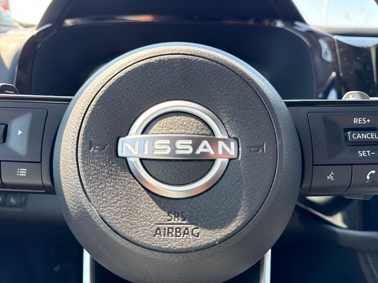 2022 Nissan Pathfinder SL 4WD