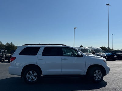 2015 Toyota Sequoia SR5 5.7L
