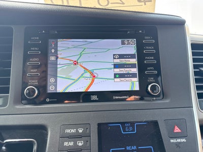 2018 Toyota Sienna Limited 7 Passenger