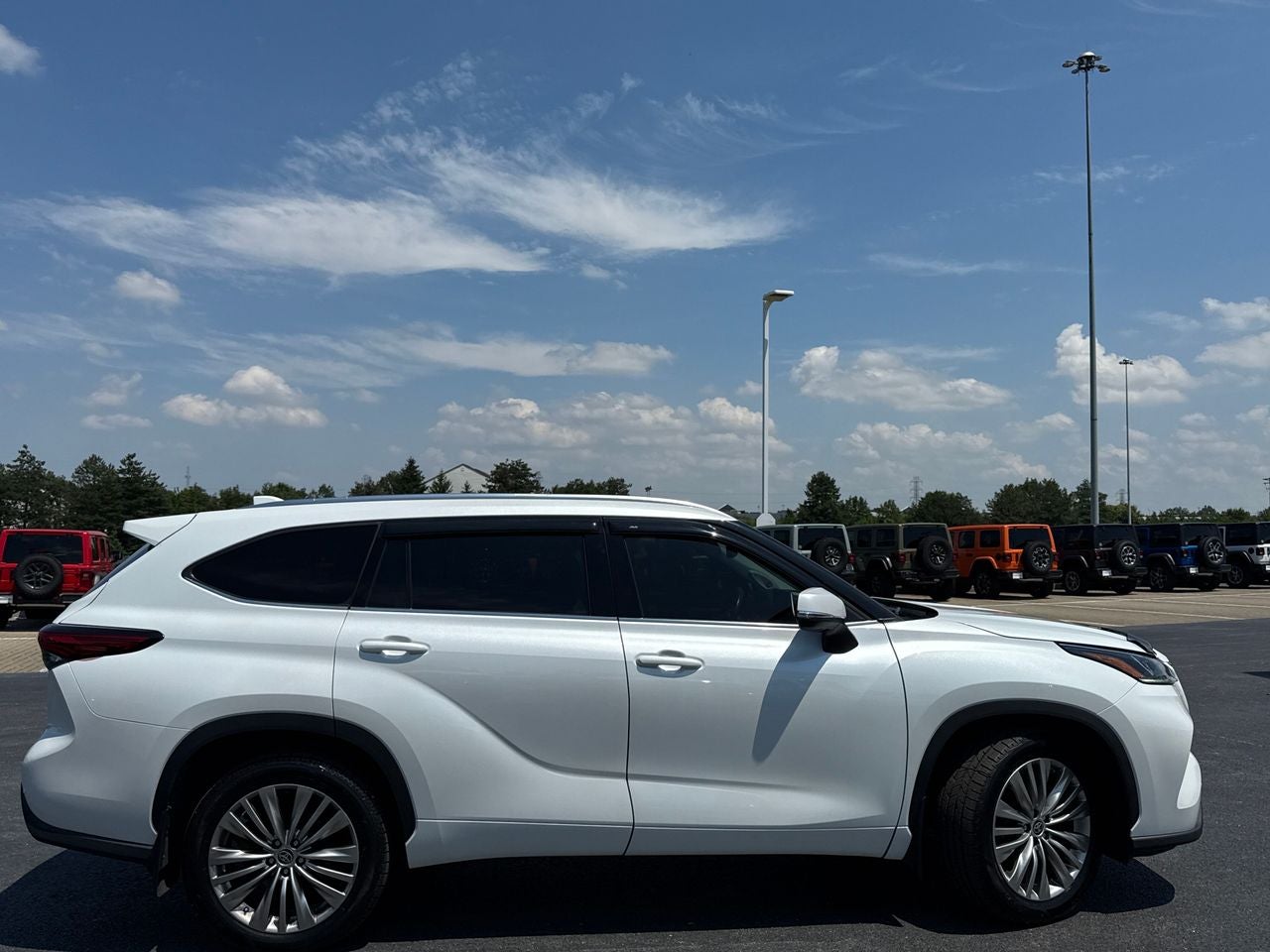 2022 Toyota Highlander Platinum