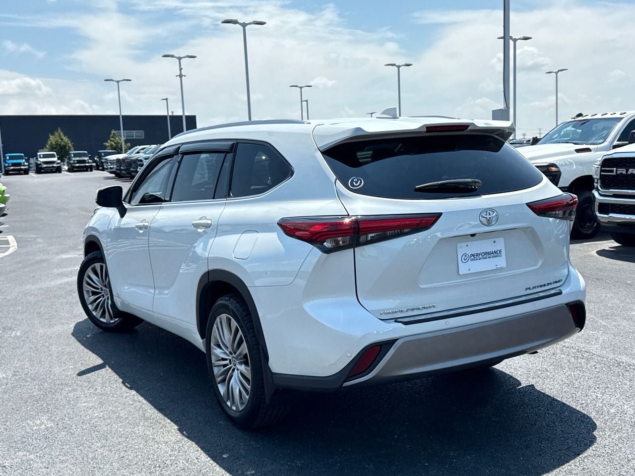 2022 Toyota Highlander Platinum