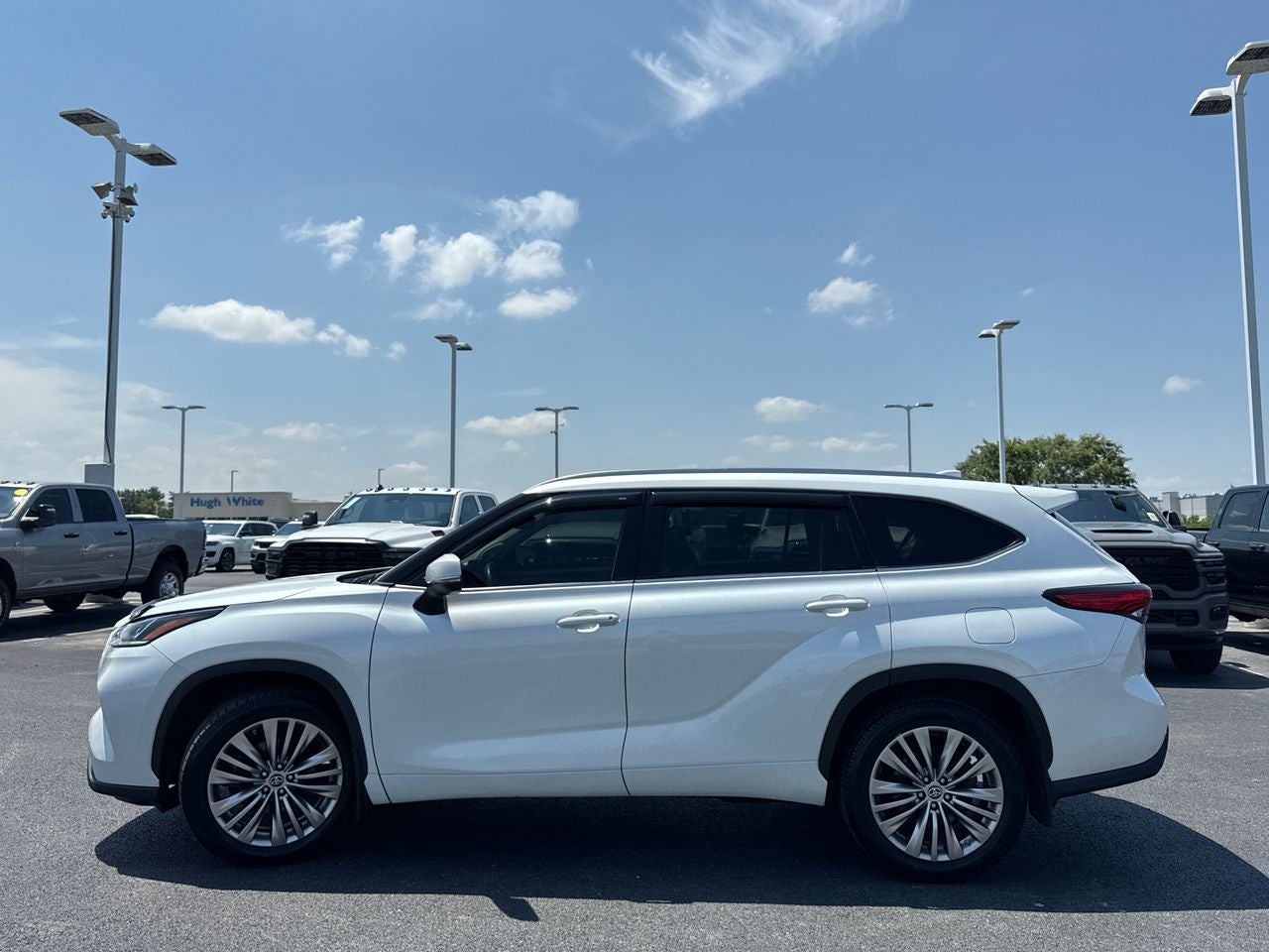 2022 Toyota Highlander Platinum