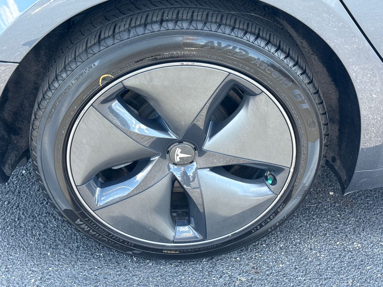 2020 Tesla Model 3 Standard Range Plus Rear-Wheel Drive