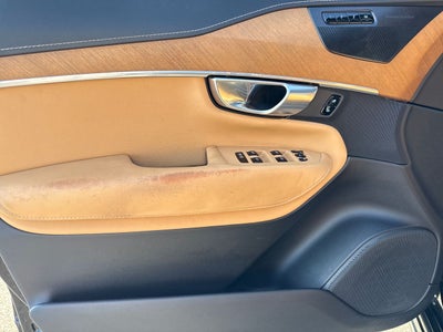 2019 Volvo XC90 T6 Inscription
