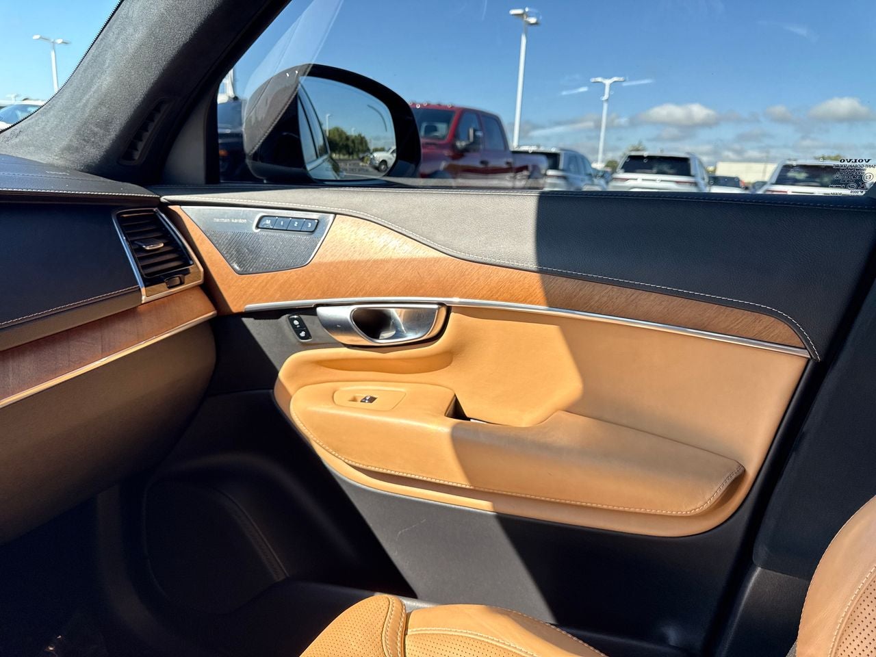 2019 Volvo XC90 T6 Inscription