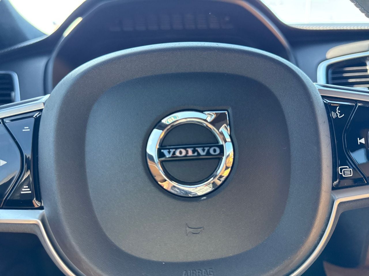 2019 Volvo XC90 T6 Inscription