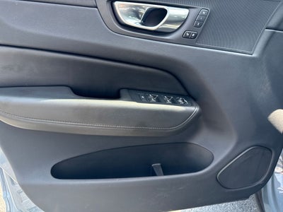 2023 Volvo XC60 B5 Core