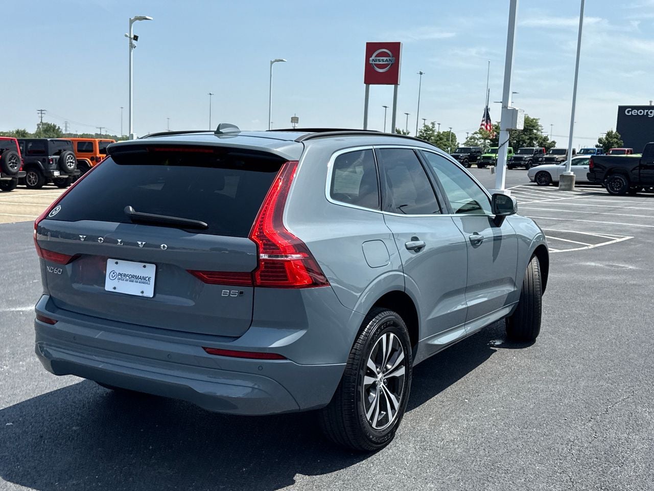 2023 Volvo XC60 B5 Core