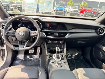 2024 Alfa Romeo Stelvio Sprint AWD