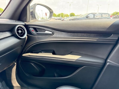 2024 Alfa Romeo Stelvio Sprint AWD