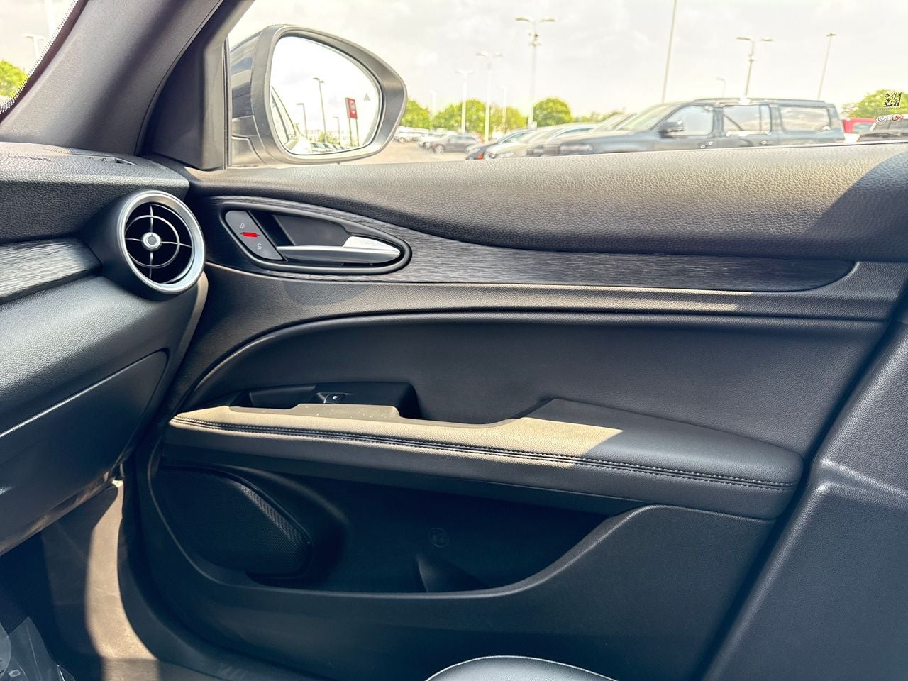 2024 Alfa Romeo Stelvio Sprint AWD