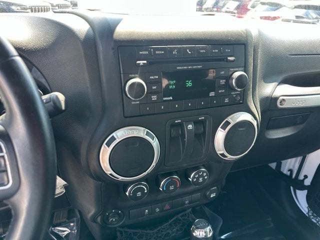 2017 Jeep Wrangler Sahara
