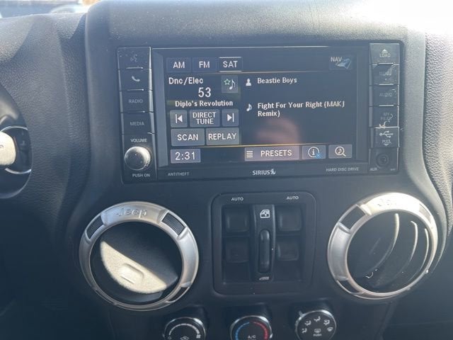 2016 Jeep Wrangler Unlimited Sahara