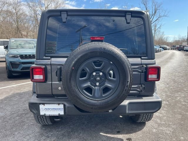 2022 Jeep Wrangler Unlimited Sport