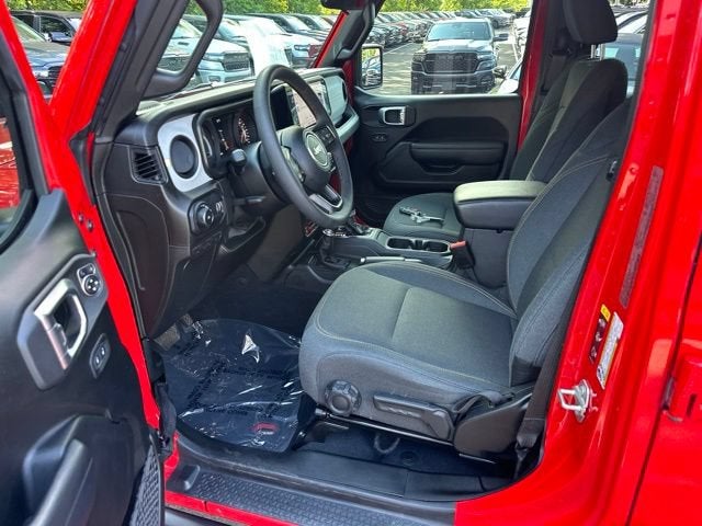2024 Jeep Wrangler Willys