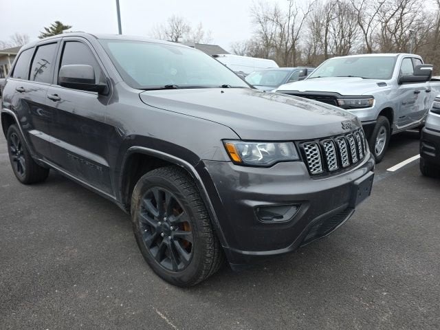 2017 Jeep Grand Cherokee Altitude