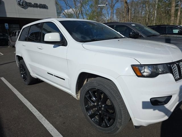 2017 Jeep Grand Cherokee Altitude