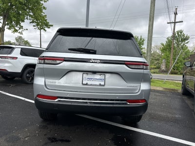 2026 Jeep Grand Cherokee Laredo