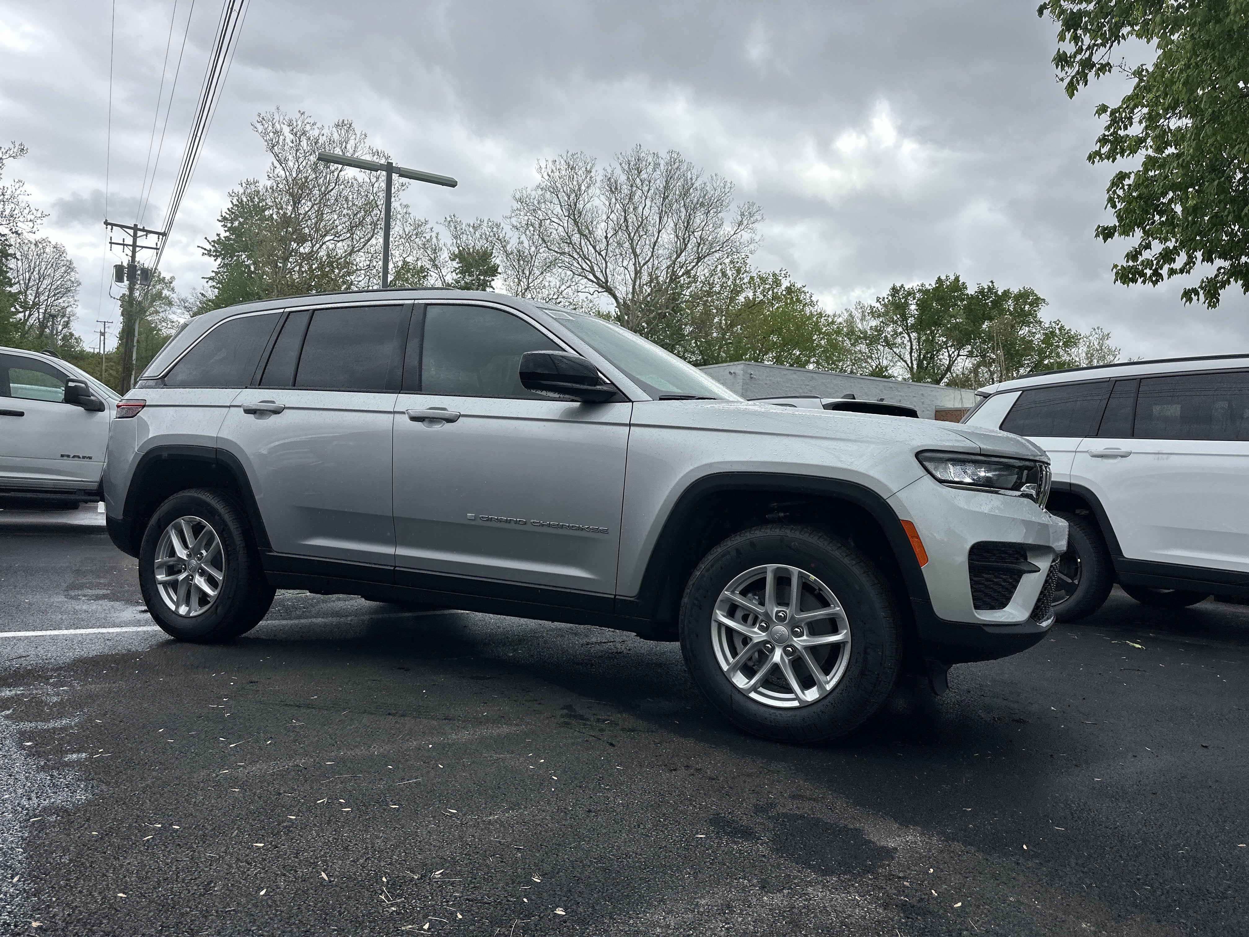 2026 Jeep Grand Cherokee Laredo