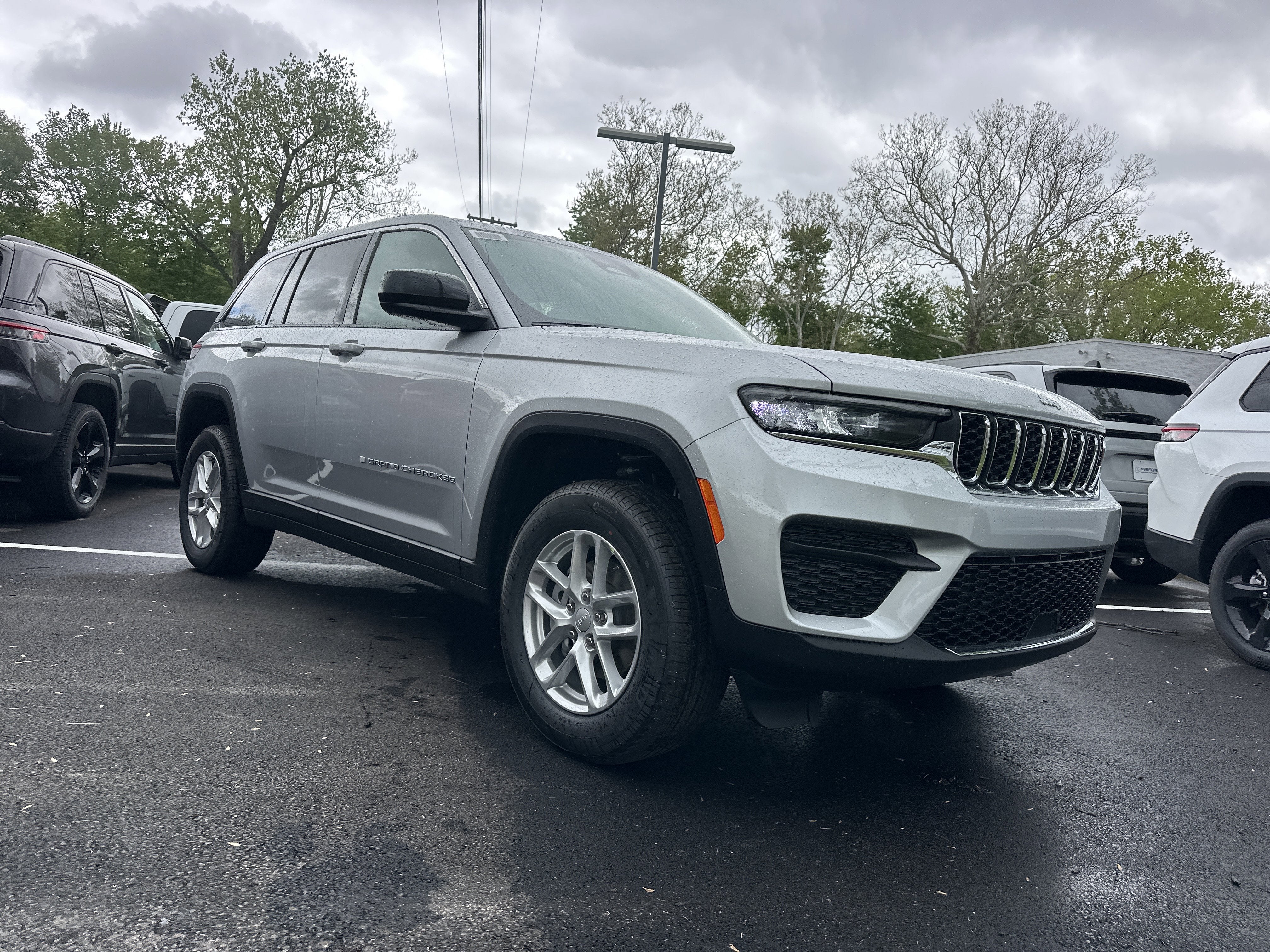 2026 Jeep Grand Cherokee Laredo