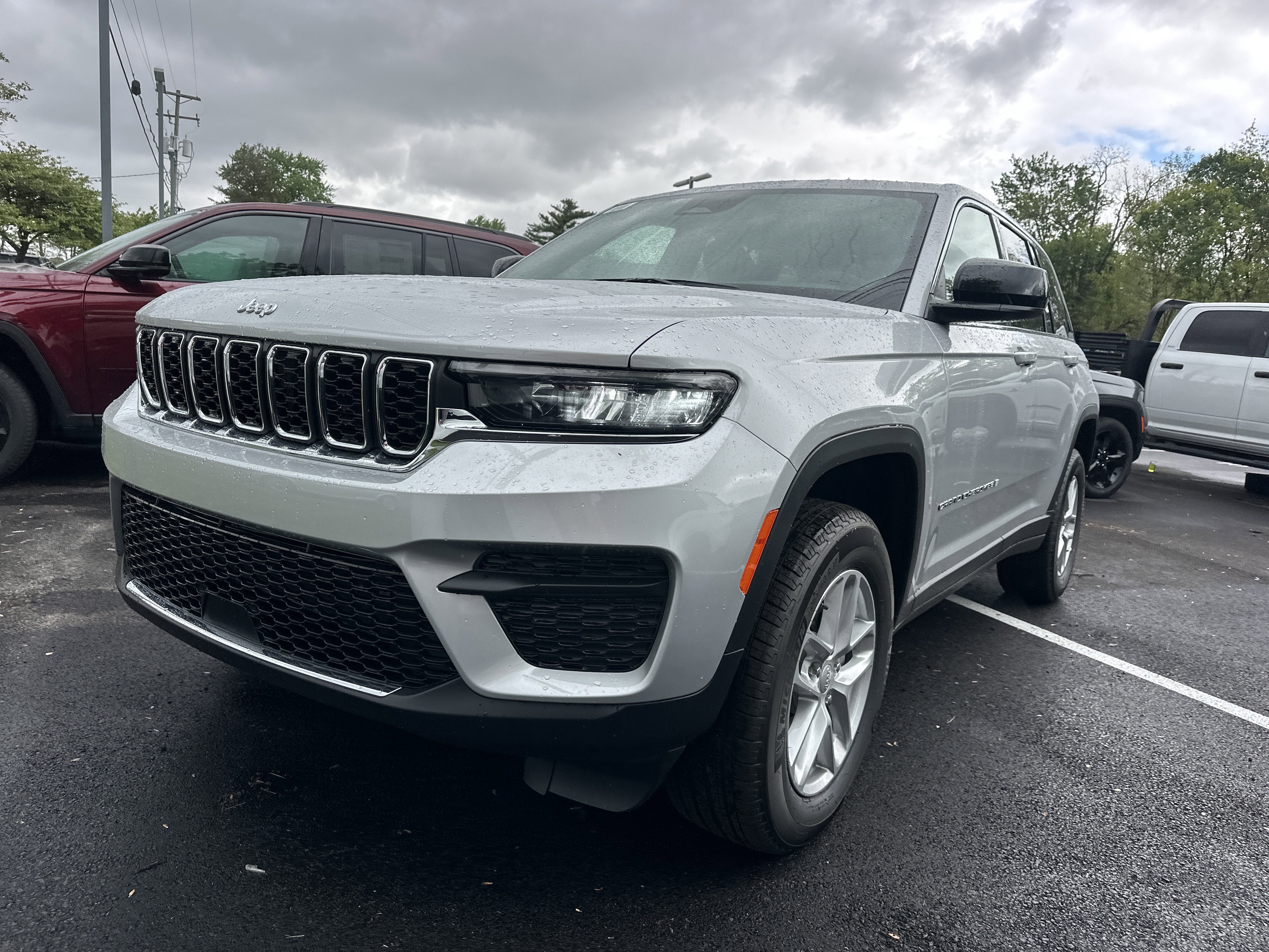 2026 Jeep Grand Cherokee Laredo