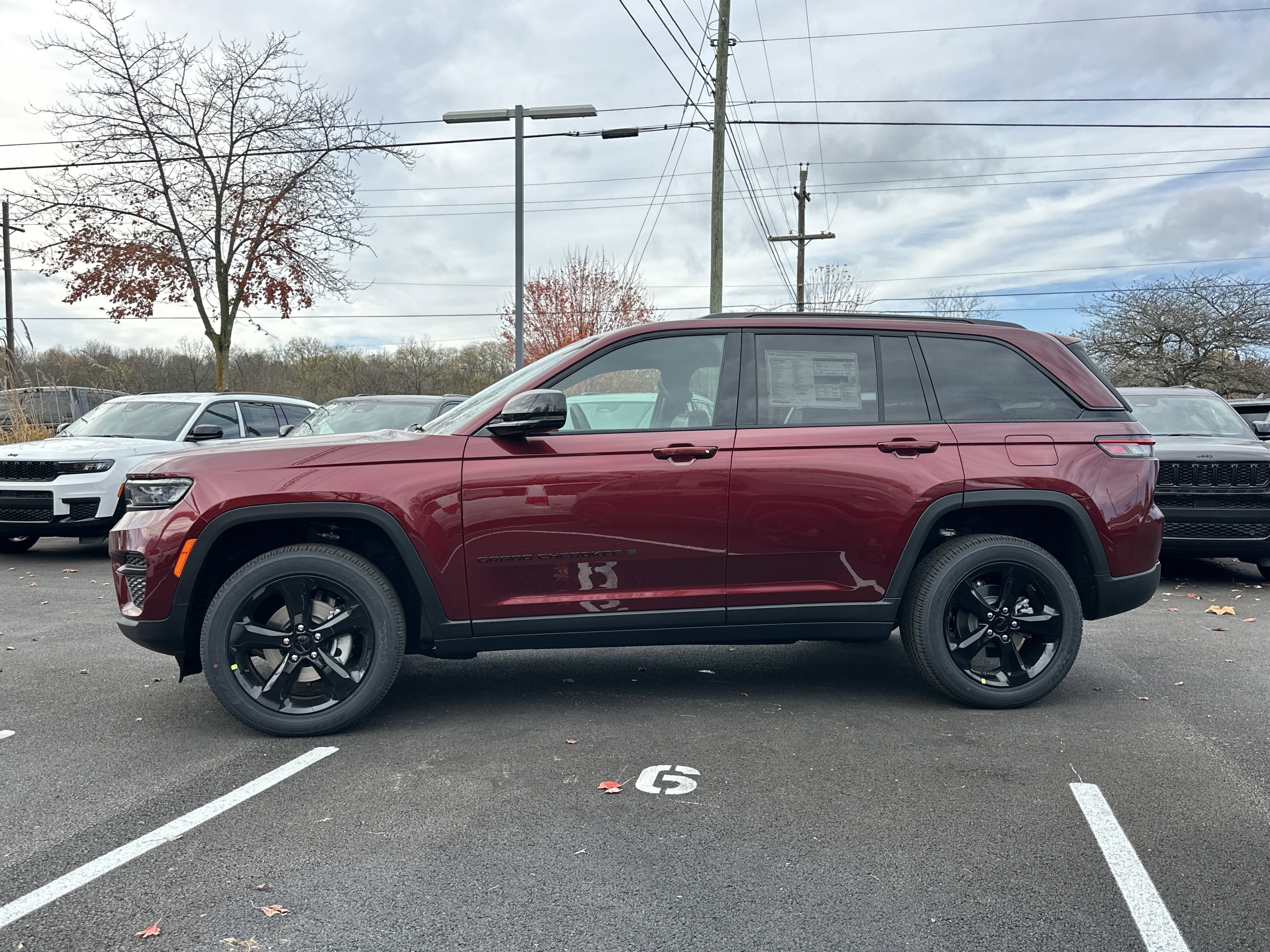 2025 Jeep Grand Cherokee Altitude