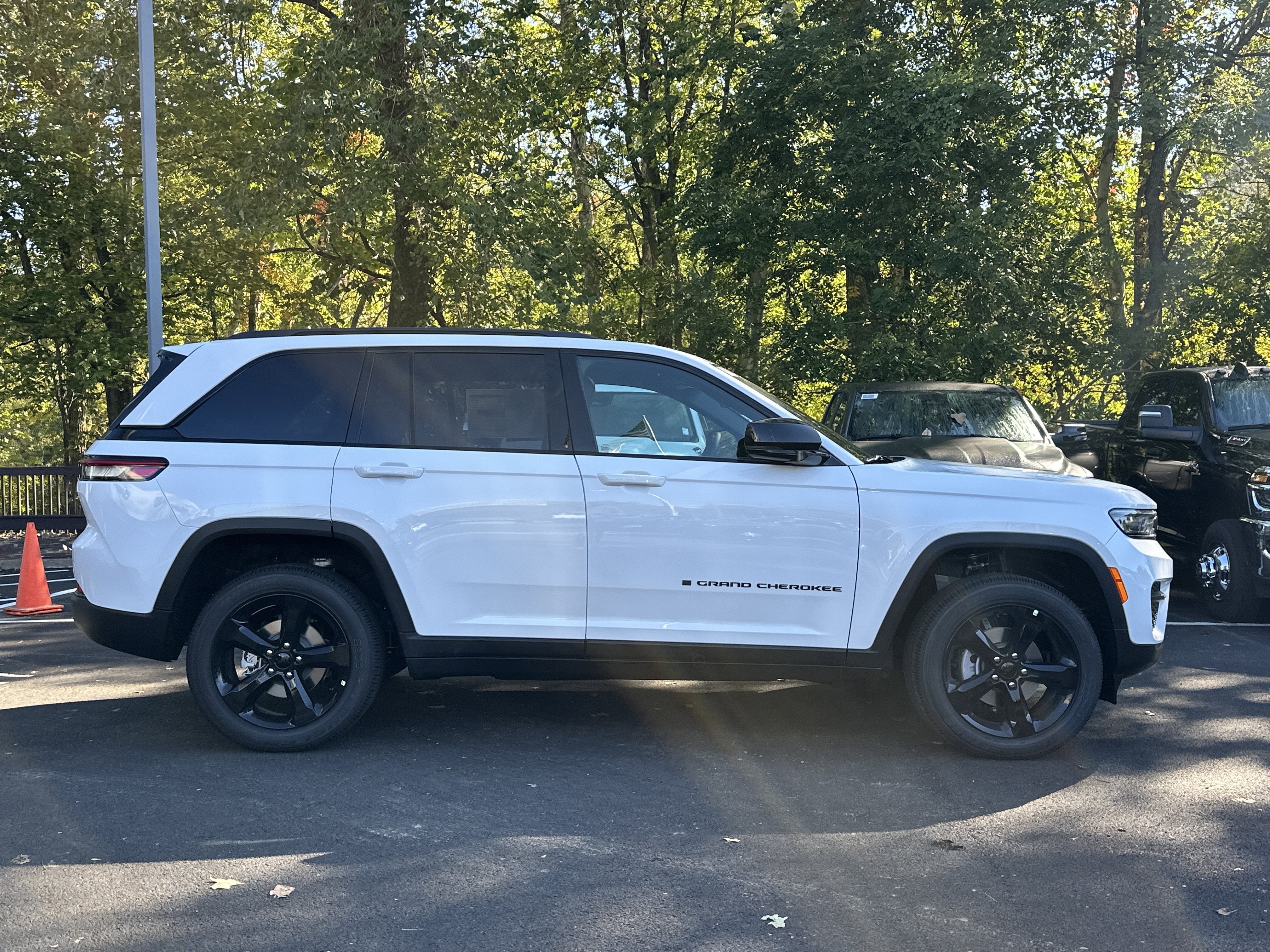 2025 Jeep Grand Cherokee Altitude