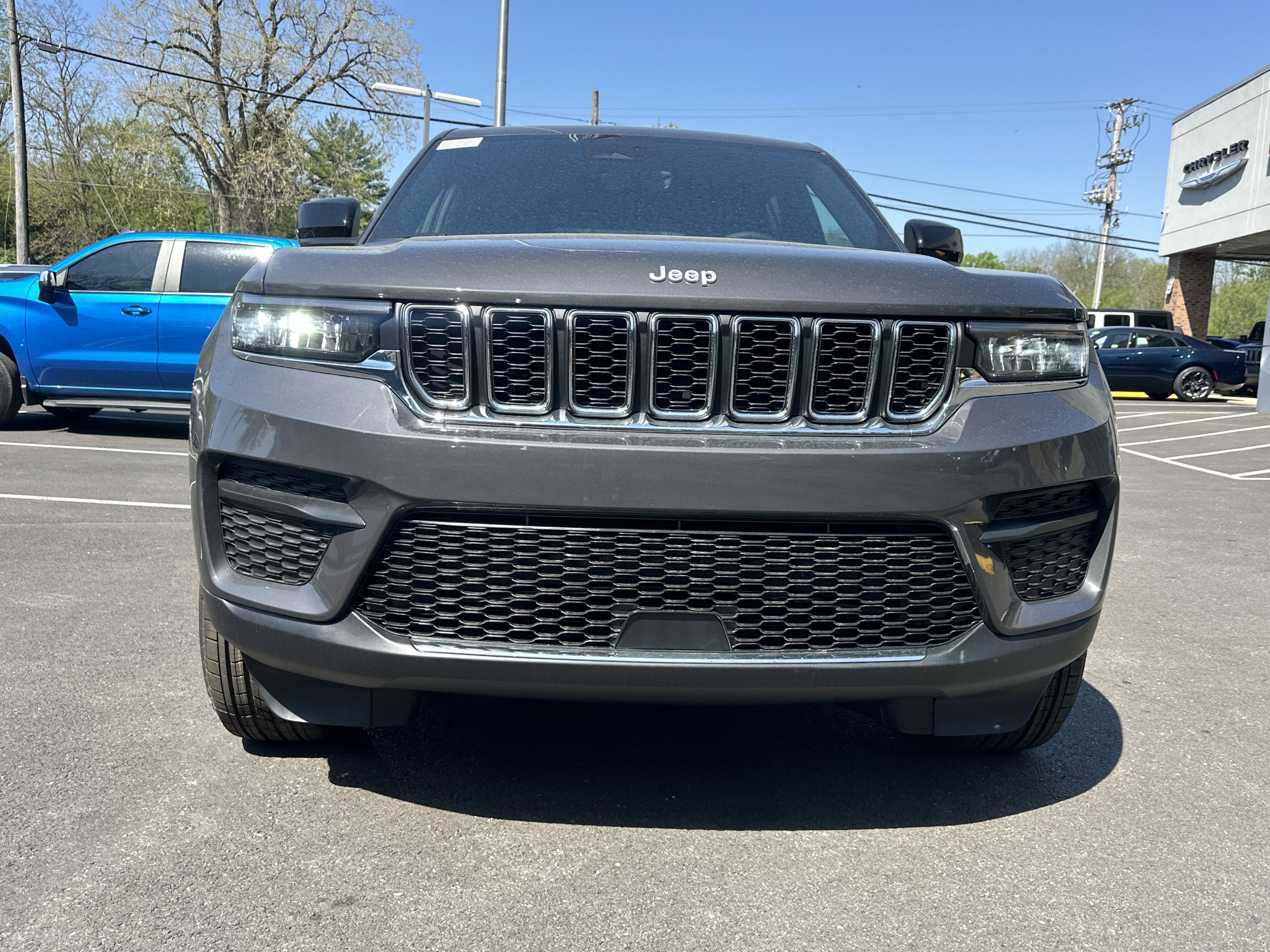 2026 Jeep Grand Cherokee Laredo