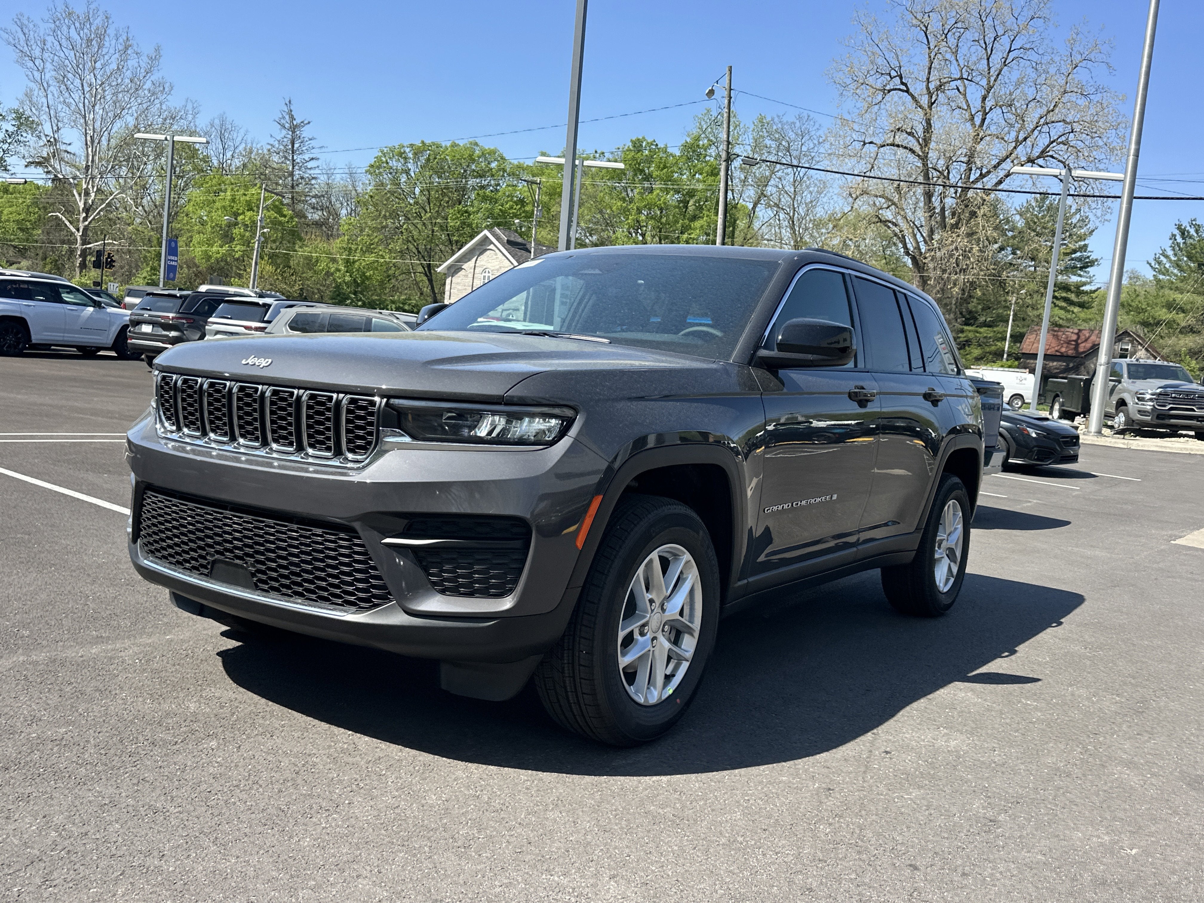 2026 Jeep Grand Cherokee Laredo