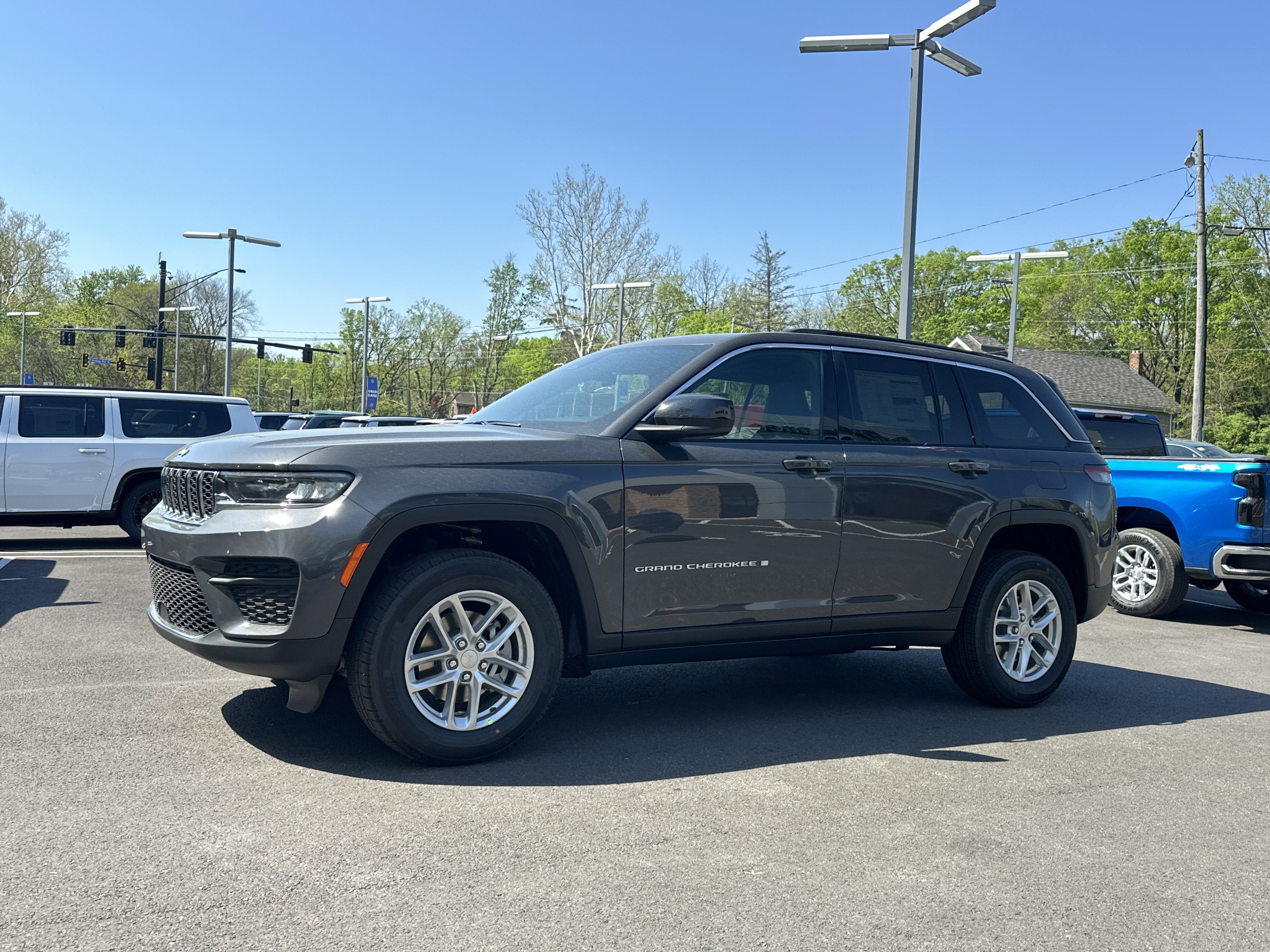 2026 Jeep Grand Cherokee Laredo