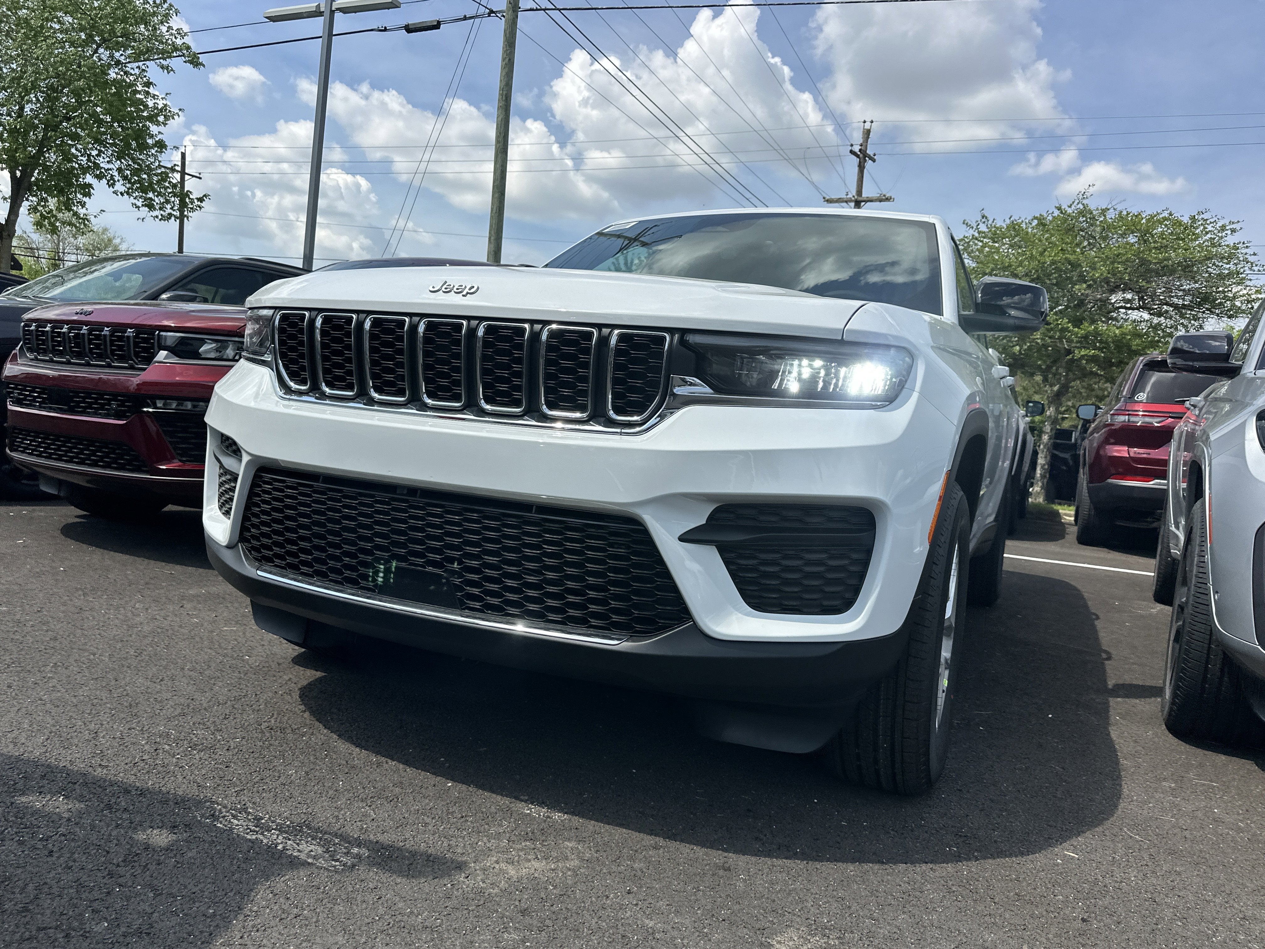2026 Jeep Grand Cherokee Laredo