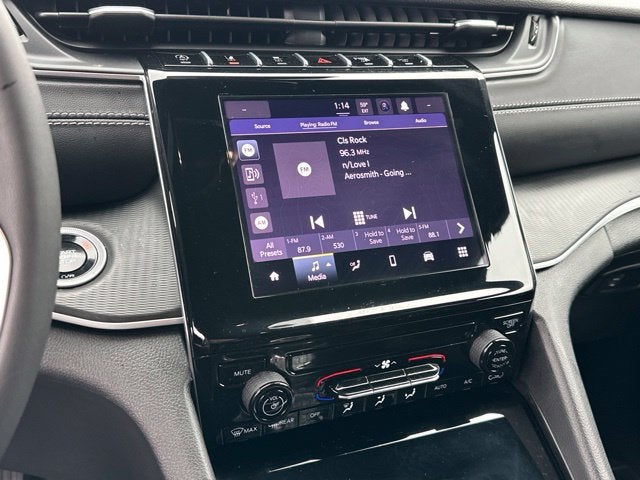 2025 Jeep Grand Cherokee Laredo X