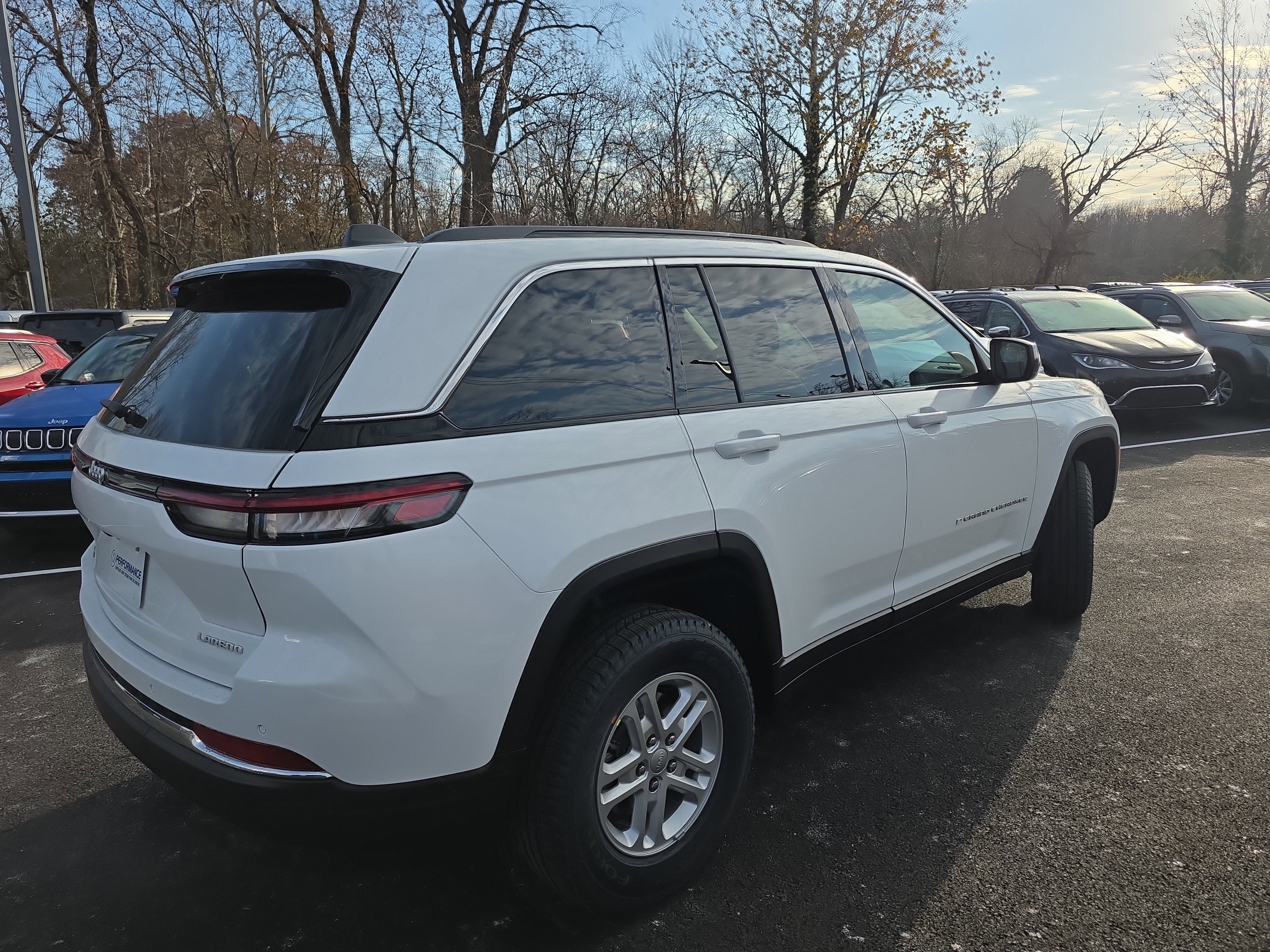 2025 Jeep Grand Cherokee Laredo