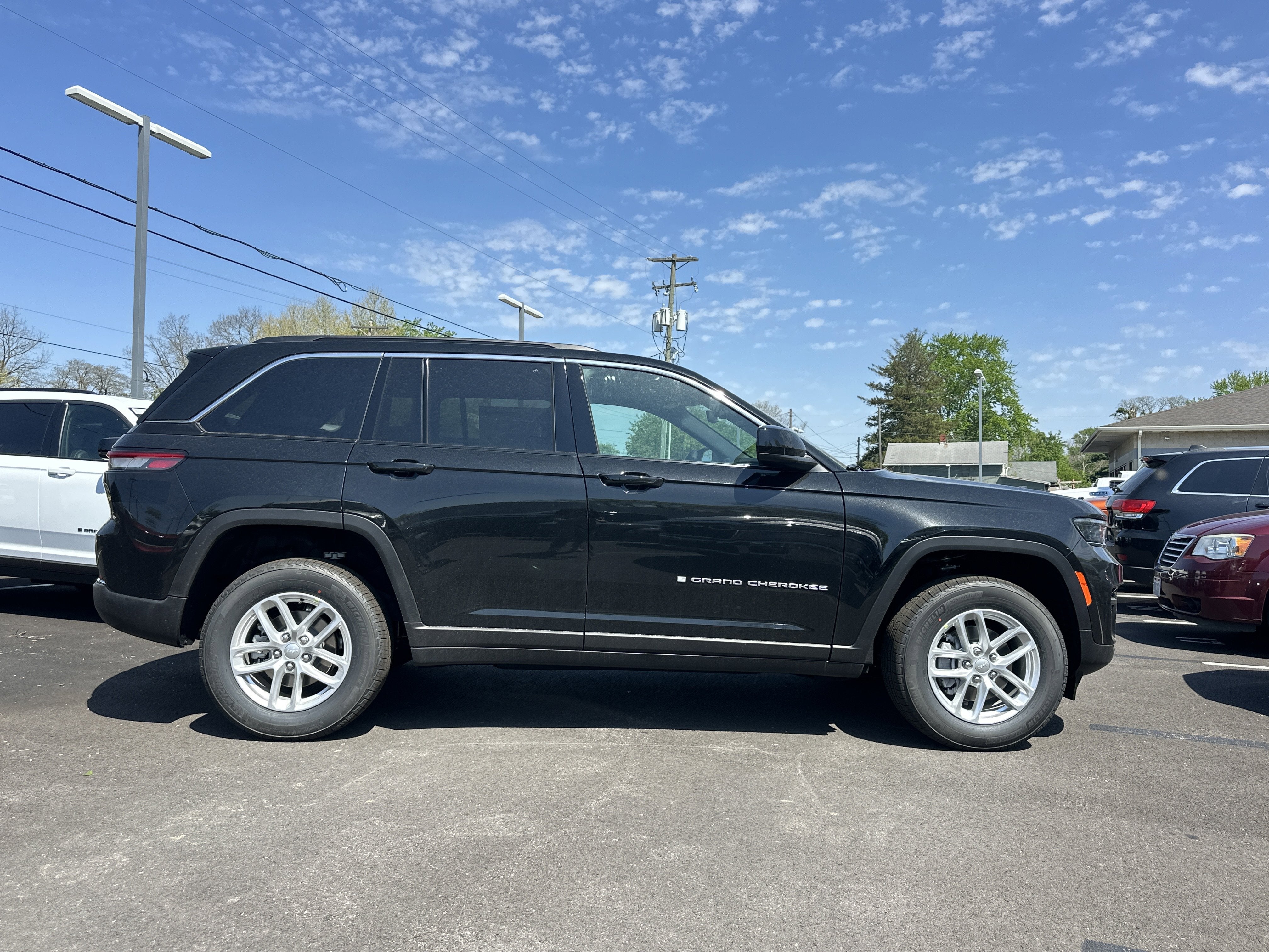 2026 Jeep Grand Cherokee Laredo