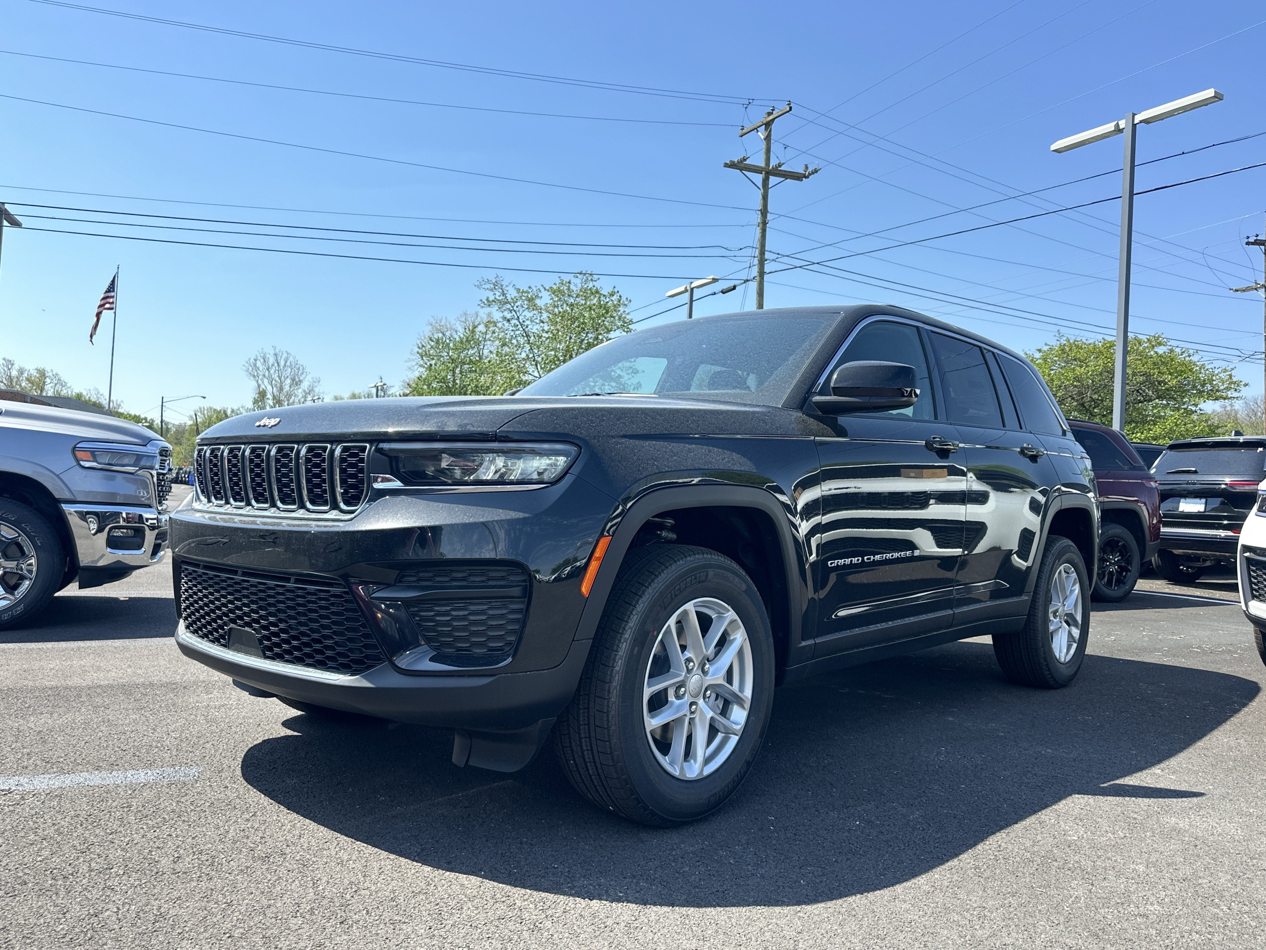 2026 Jeep Grand Cherokee Laredo
