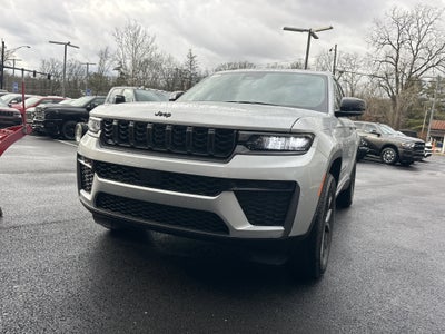 2026 Jeep Grand Cherokee Altitude