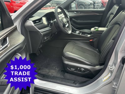 2026 Jeep Grand Cherokee Altitude