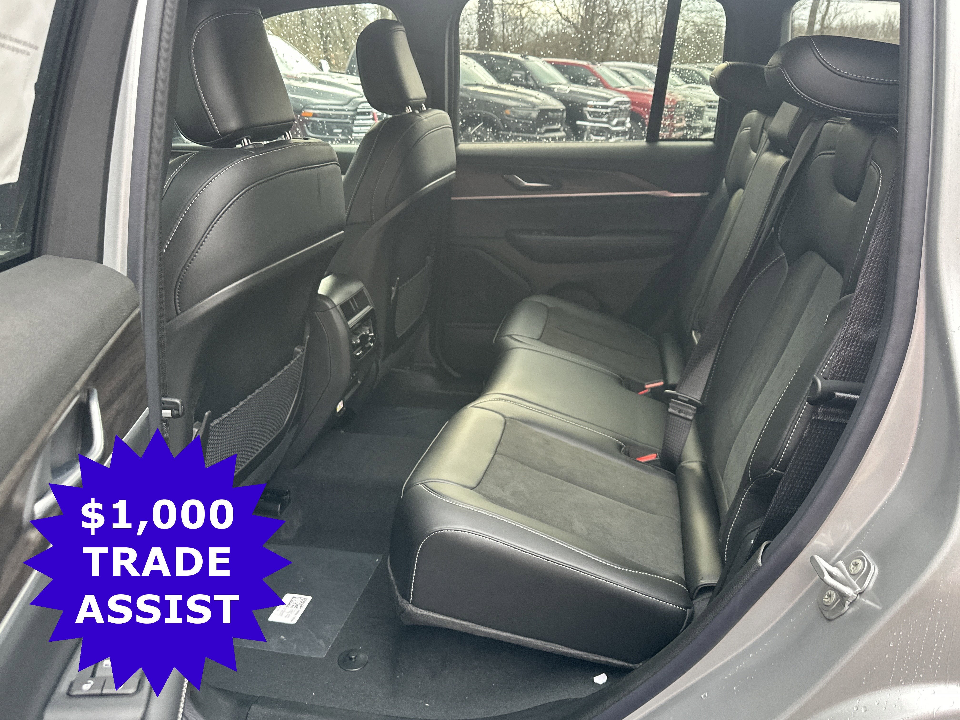 2026 Jeep Grand Cherokee Altitude