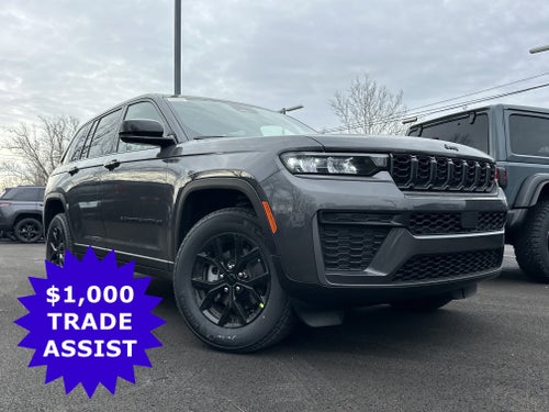 2026 Jeep Grand Cherokee Laredo