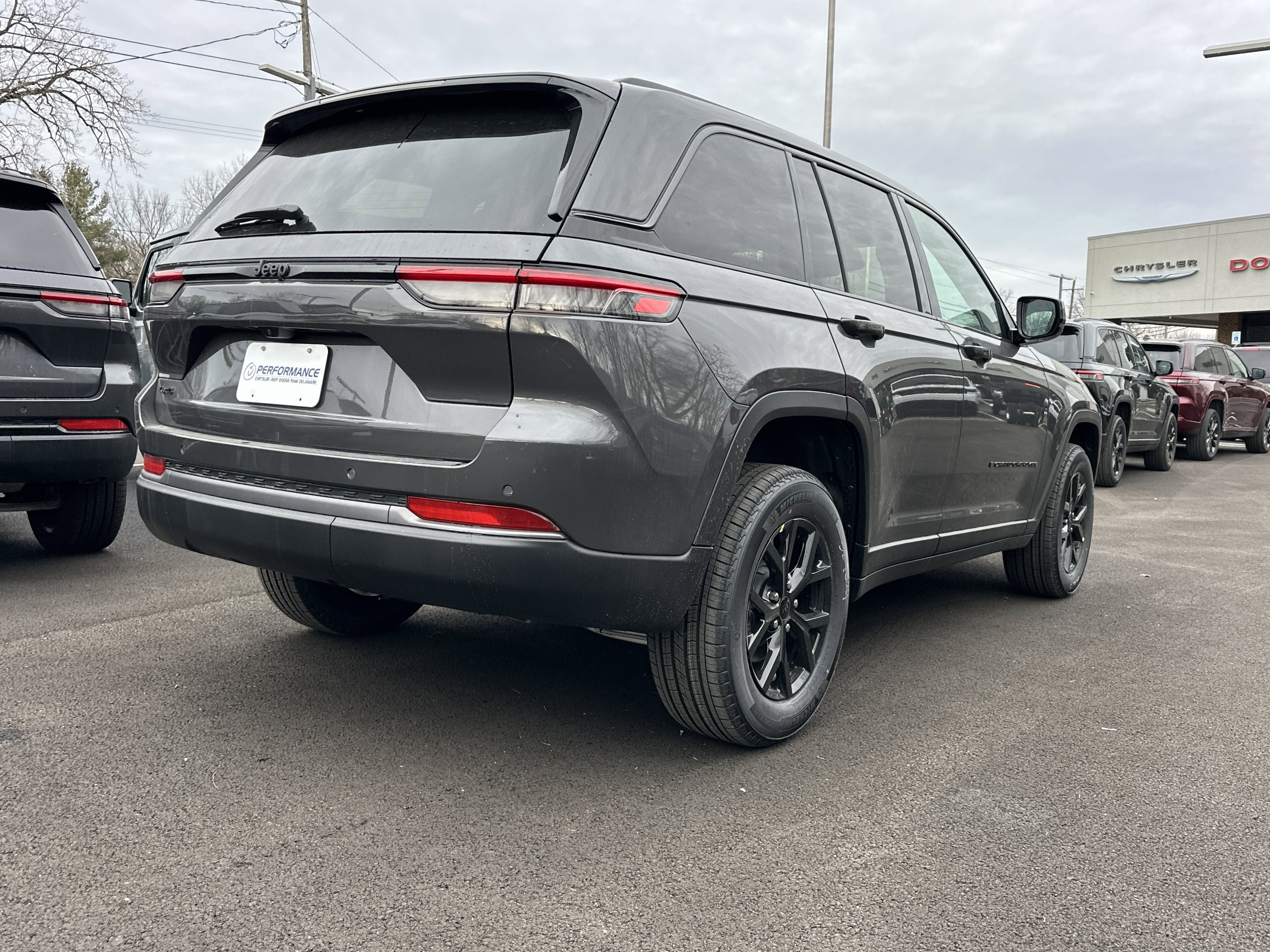 2026 Jeep Grand Cherokee Laredo